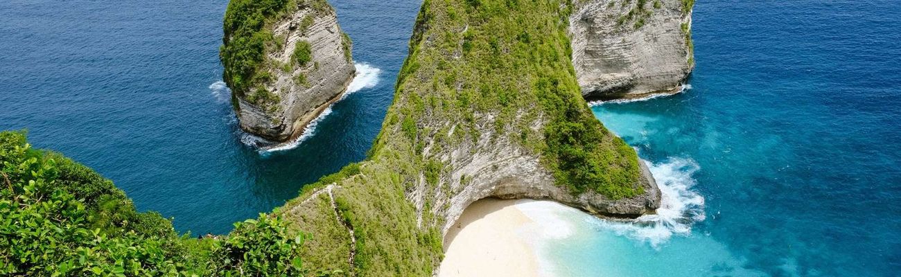 Bali: The Island of Gods and Tropical Bliss